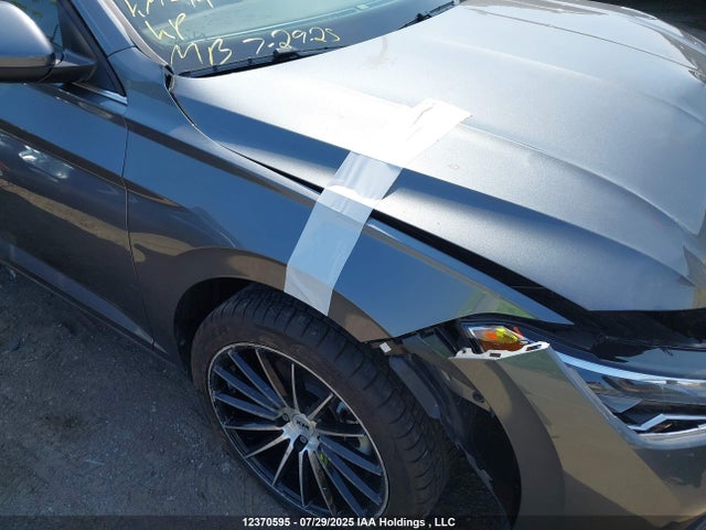 3VWCM7BU3PM010553 Volkswagen tsi