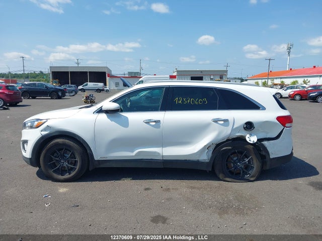 5XYPGDA15HG308117 KIA Sorento