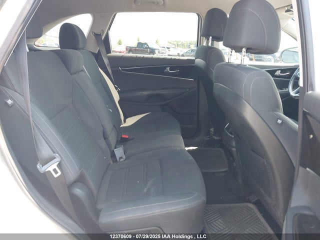 5XYPGDA15HG308117 KIA Sorento