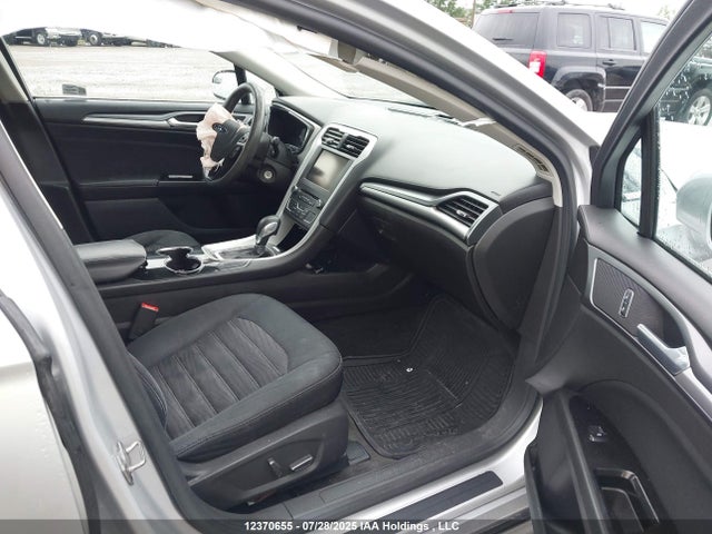 Ford 2016 2016 3FA6P0H71GR137715 Image 5