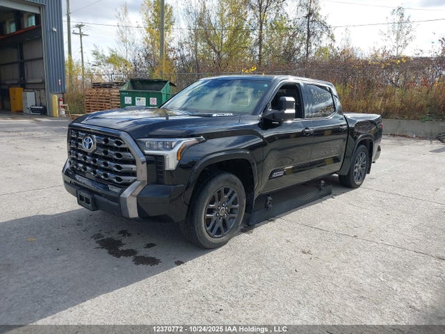 12370772 :رقم المزاد ، 5TFNC5DB0PX032275 vin ، 2023 Toyota Tundra Hybrid Platinum مزاد بيع