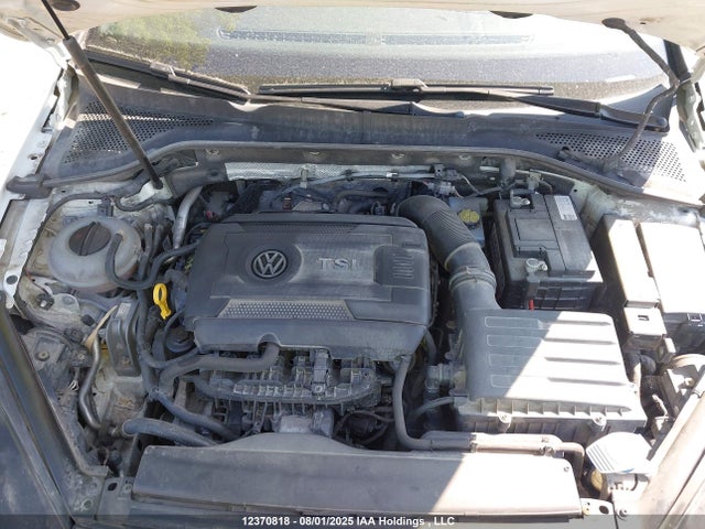 3VWYT7AU1FM022130 Volkswagen GTI