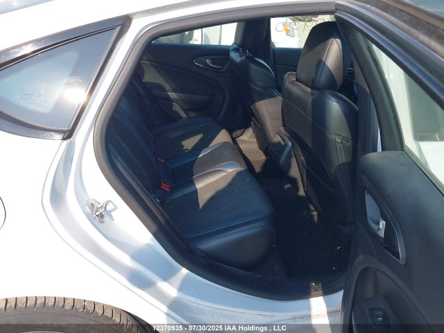 1C3CCCBB1FN708682 Chrysler 200