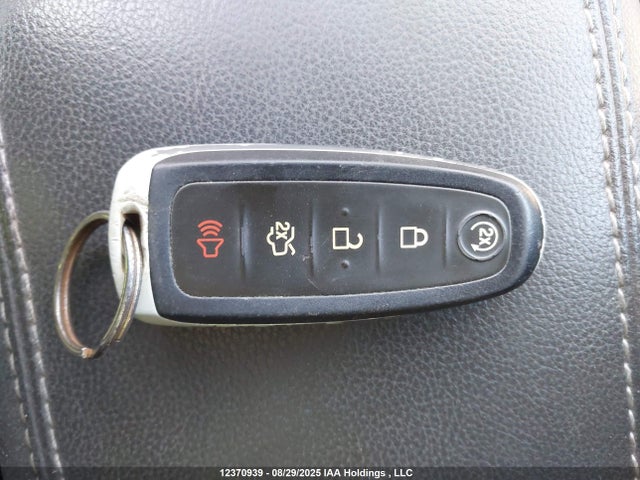 1FMCU9J94FUC37865 Ford Escape