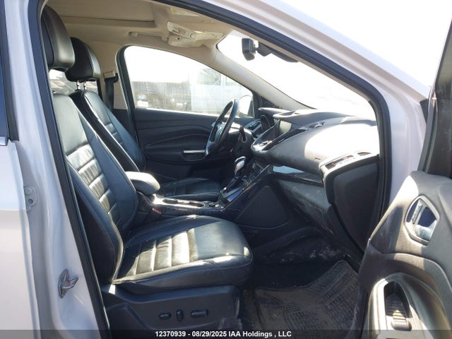 1FMCU9J94FUC37865 Ford Escape