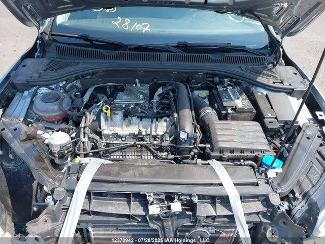 3VWN57BU2MM023439 Volkswagen tsi