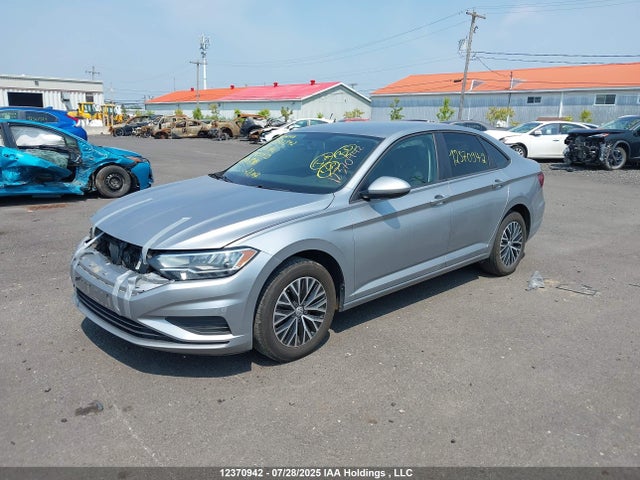 3VWN57BU2MM023439 Volkswagen tsi