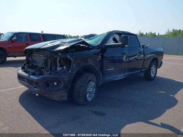 RAM 2500 2022 3C6UR5DL7NG280339 Image 2