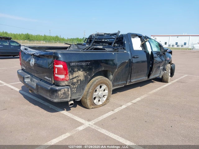 RAM 2500 2022 3C6UR5DL7NG280339 Image 4