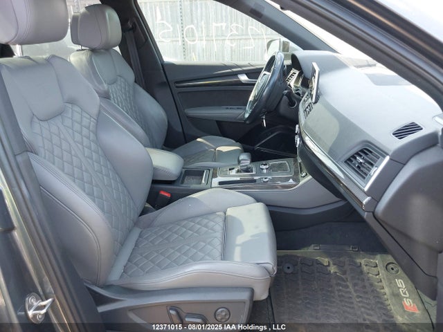 Audi 2018 2018 WA1C4AFY6J2172571 Image 5