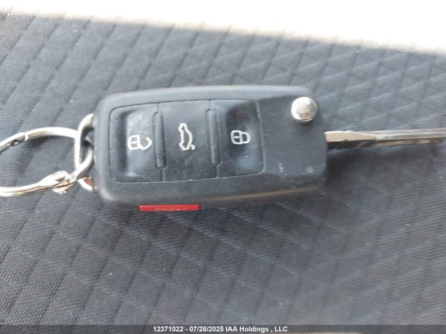 3VW2K7AJ1FM403166 Volkswagen 2015