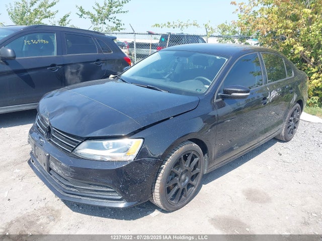 3VW2K7AJ1FM403166 Volkswagen 2015
