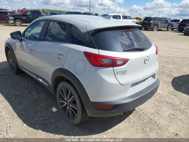 Mazda pe 2016 JM1DKBD77G0101898 Image 3