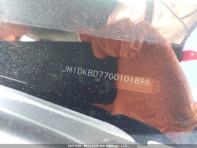 Mazda pe 2016 JM1DKBD77G0101898 Image 9