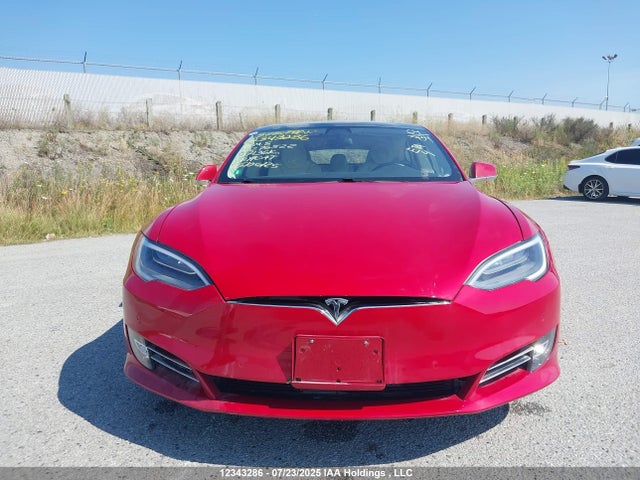 Tesla 2018 2018 5YJSA1E23JF276522 Image 12