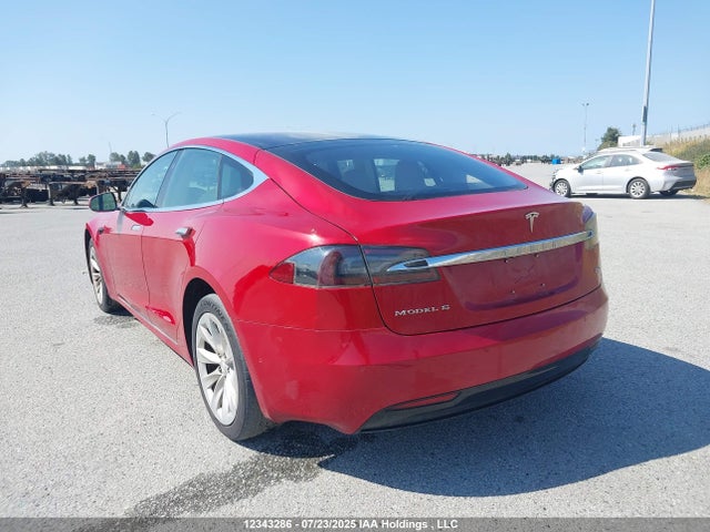 Tesla 2018 2018 5YJSA1E23JF276522 Image 3