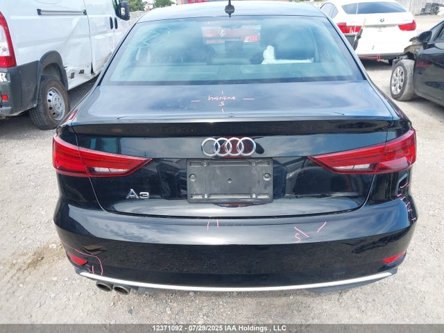 WAUAUGFFXJ1083801 Audi 2018