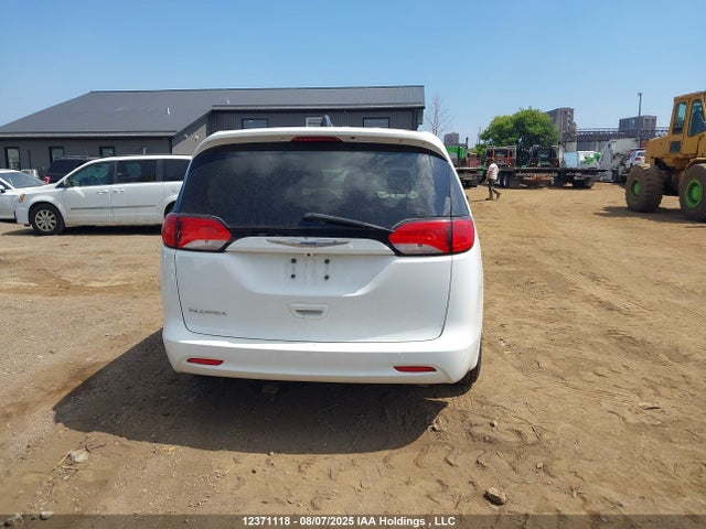 2C4RC1AG7JR234059 Chrysler Pacifica