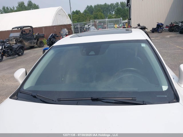 Lexus IS 2018 JTHC81D27J5032504 Image 17