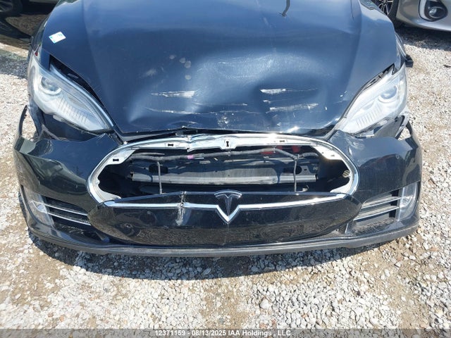 5YJSA1S16EFP29906 Tesla MODEL S