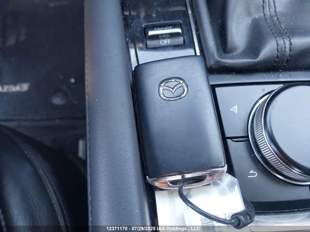 JM1BPADL1M1324265 Mazda py