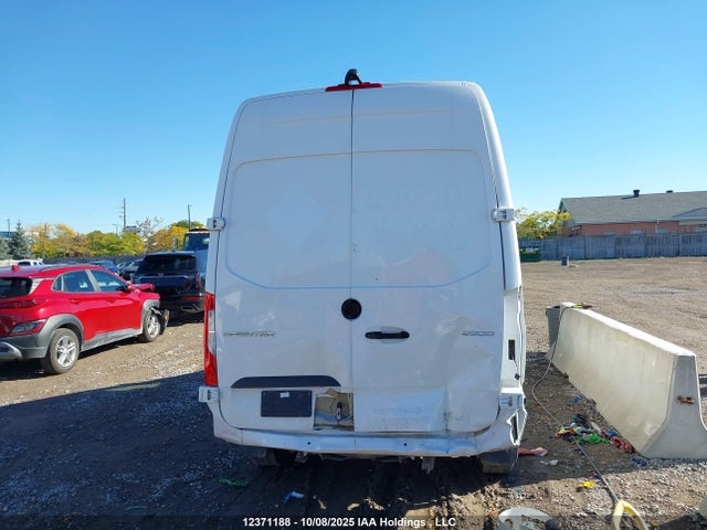 Mercedes-Benz om651 2022 W1Y4DBHY8NP483694 Image 14