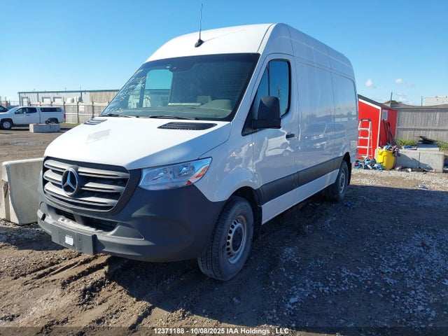Mercedes-Benz om651 2022 W1Y4DBHY8NP483694 Image 2