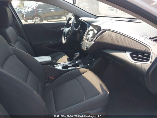 1G1ZD5ST0PF242576 Chevrolet lfv