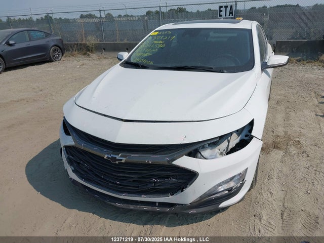 1G1ZD5ST0PF242576 Chevrolet lfv