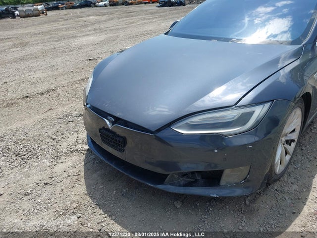 Tesla 3 phase a/c induction (dual motor) 2016 5YJSA1E24GF147066 Image 6
