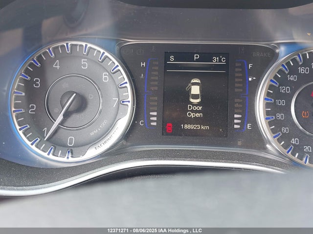 1C3CCCAB6FN507135 Chrysler 200