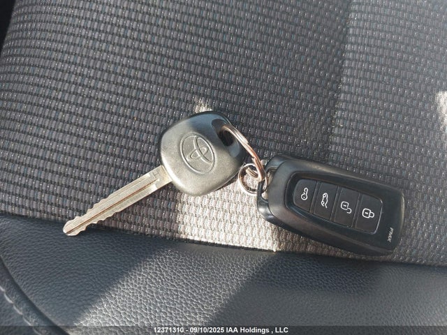 Toyota 2zr-fe 2014 2T1BURHE3EC093076 Image 11
