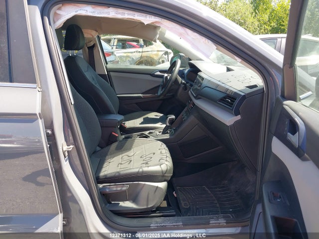3VVLX7B20NM074587 Volkswagen tsi