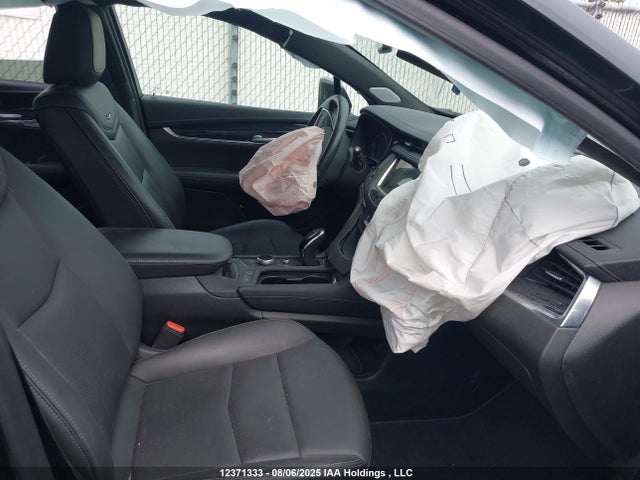 1GYKNDR48RZ720513 Cadillac lsy