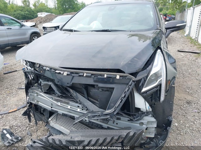 1GYKNDR48RZ720513 Cadillac lsy