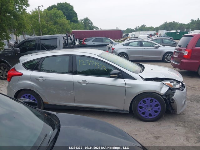 Ford Focus 2014 1FADP3K21EL220367 Image 14