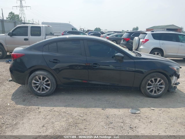 3MZBM1U72GM305997 Mazda pe