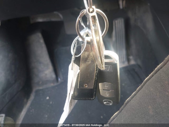 3MZBM1L7XGM238535 Mazda pe