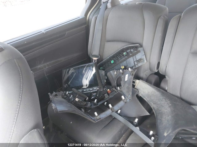 Honda j35y7 2018 5FNRL6H40JB506830 Image 12
