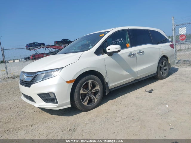 Honda j35y7 2018 5FNRL6H40JB506830 Image 2