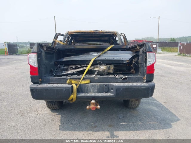 Nissan Titan 2018 1N6AA1E59JN519884 Image 15