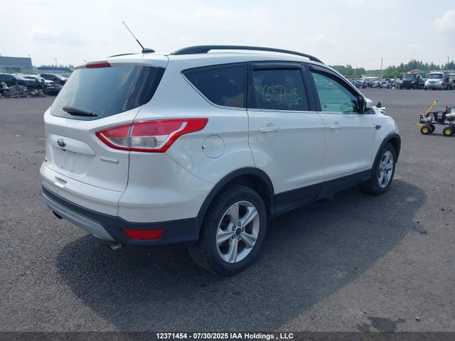 Ford Escape 2016 1FMCU0GX7GUC63444 Image 4