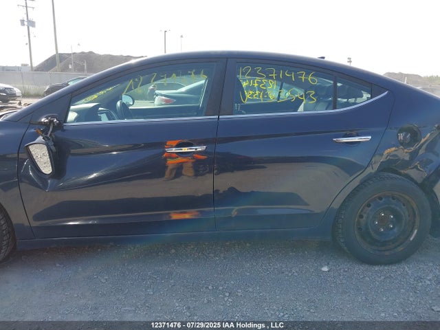 Hyundai Elantra 2017 KMHD84LF8HU133543 Image 15