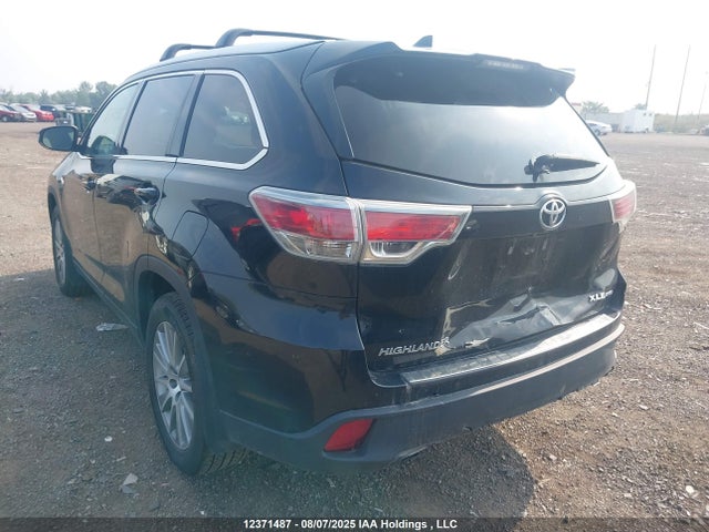 Toyota 2gr-fe 2015 5TDJKRFH0FS187780 Image 3