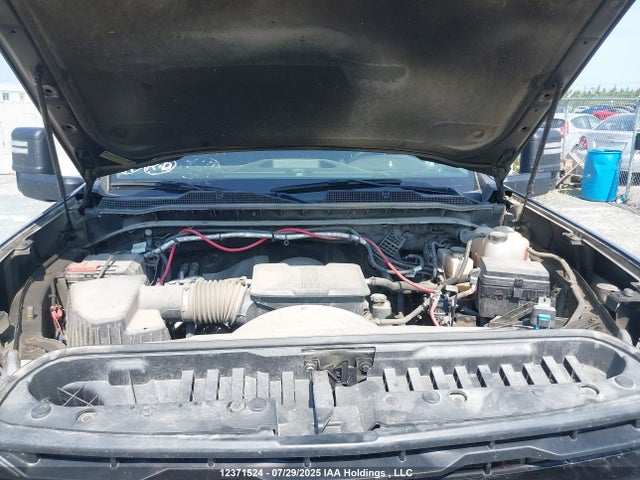 Chevrolet l8t 2024 1GC4YSE70RF309280 Image 10