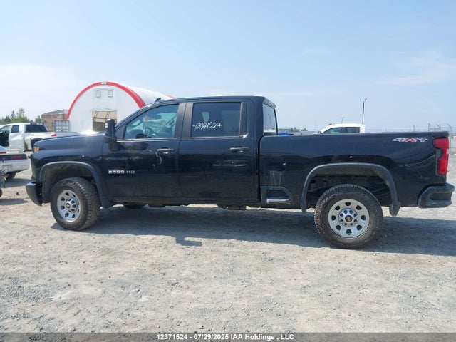 Chevrolet l8t 2024 1GC4YSE70RF309280 Image 15