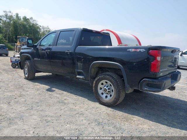 Chevrolet l8t 2024 1GC4YSE70RF309280 Image 3