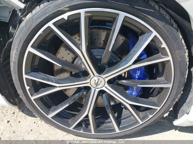 Maserati Granturismo 2024 ZAMBMVBBXRX442017 Image 18