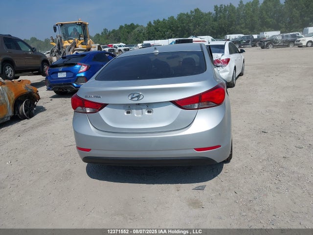 Hyundai dohc mpi nu 2014 5NPDH4AE8EH484098 Image 17