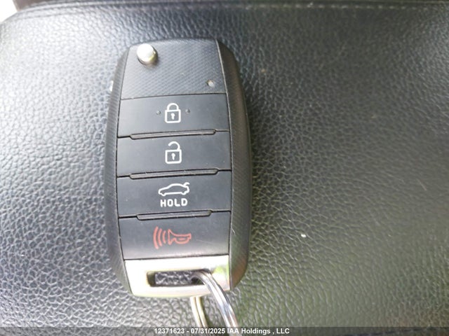 KIA dohc mpi nu 2015 KNAFX4A61F5317987 Image 11